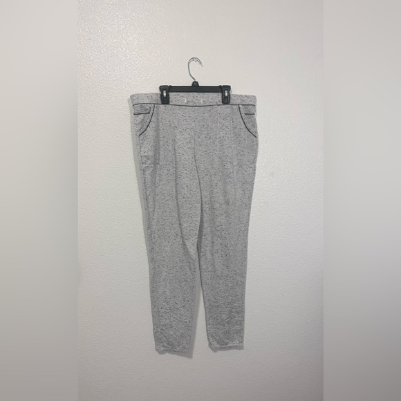 Grey Sweatpants☑️☑️☑️ - Picture 1 of 4